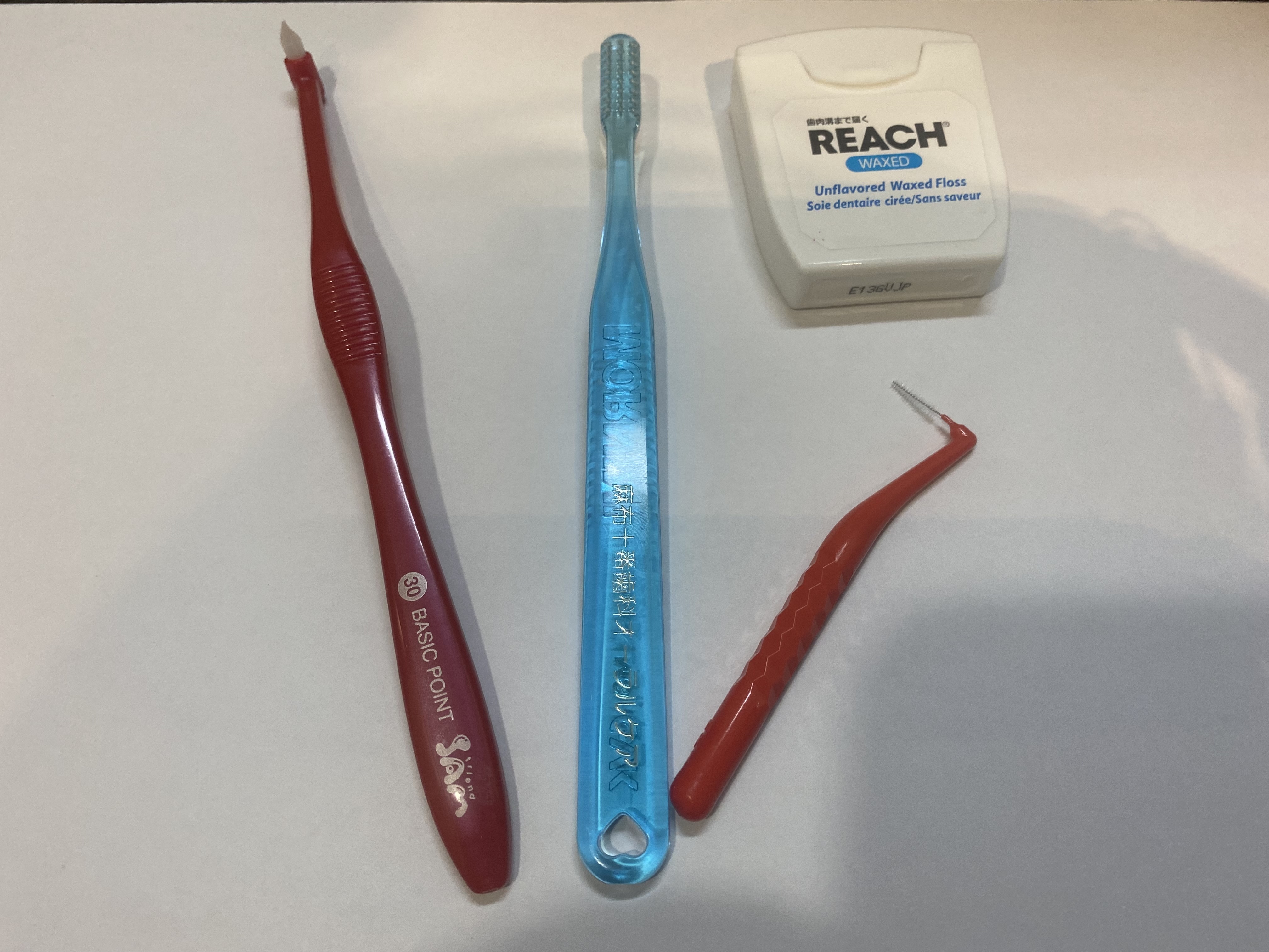 麻布　歯科　オーラルケア　インプラント　歯ブラシ　磨く　歯間ブラシ　フロス　　掃除　着色　定期健診　　