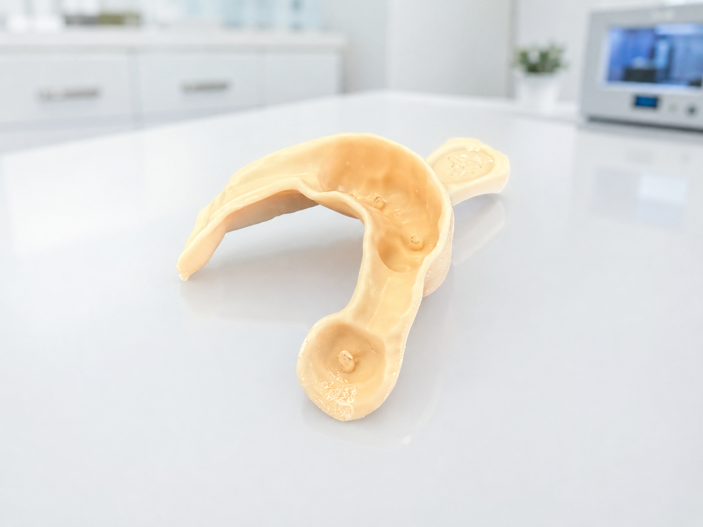 3Dプリンターで製作した部分入れ歯(PD)用の個人トレー